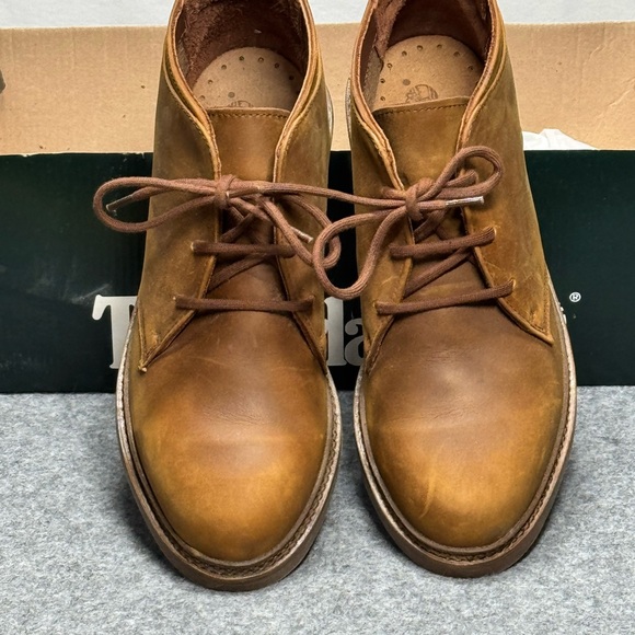 Timberland Women’s Tan Leather Chukka Boots - Picture 1 of 9